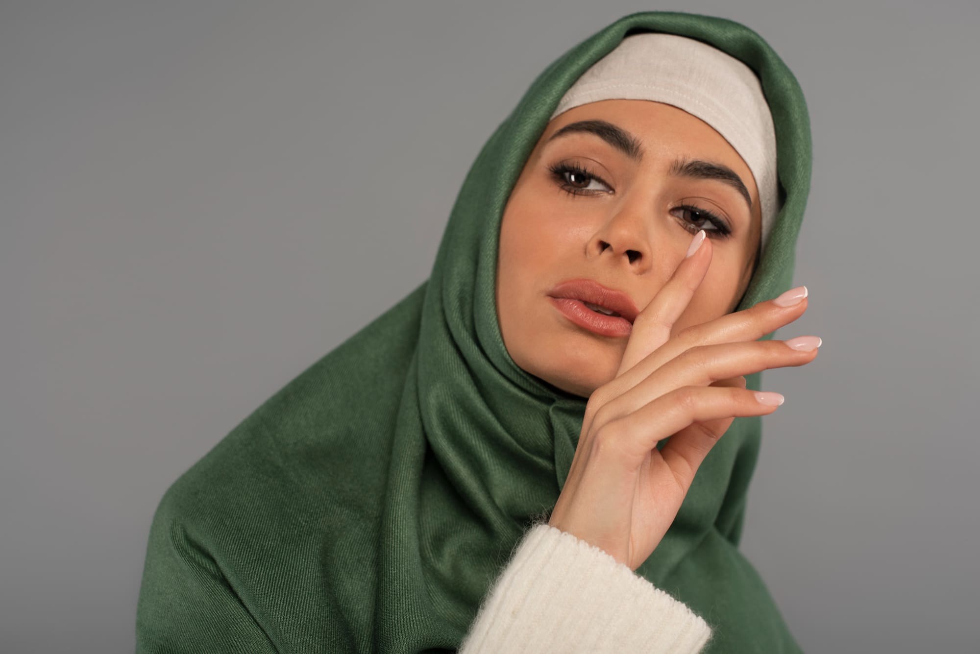 Embrace Ethical Beauty: A Deep Dive into Halal & Vegan Skincare and Hair Care